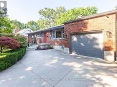315 BLOXAM AVENUE London Ontario, N6J 3K5