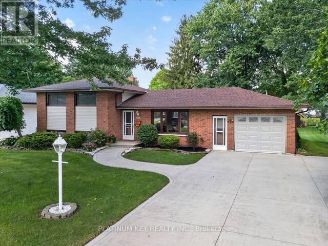 2392 LONDON STREET Mount Brydges Ontario, N0L 1W0 - 3 Bedrooms Home For Sale