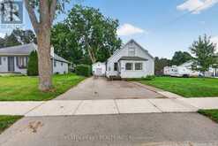 422 METCALFE STREET W | Strathroy-Caradoc Ontario | Slide Image Two