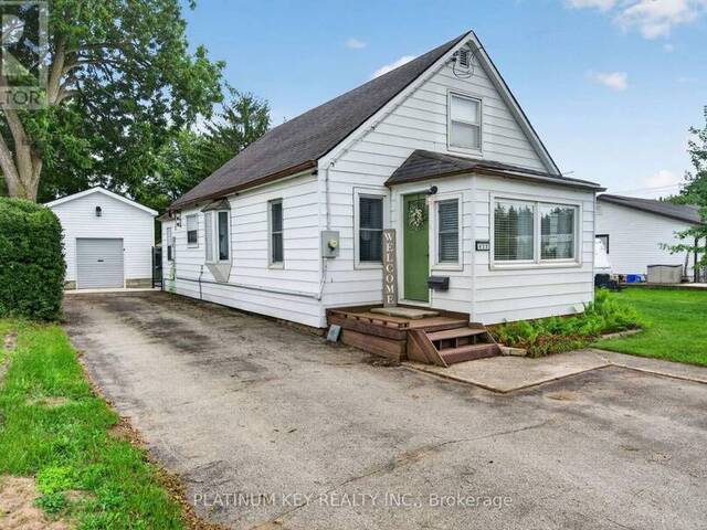 422 METCALFE STREET W Strathroy-Caradoc Ontario, N7G 1N7 - 3 Bedrooms Home For Sale
