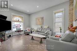 7 MYRTLE STREET | St. Thomas Ontario | Slide Image Four