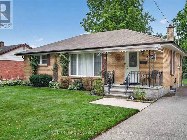172 FAIRHAVEN CIRCLE London Ontario, N5W 1E2 - 3 Bedrooms Home For Sale