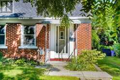 68 APELDOORN CRESCENT | London Ontario | Slide Image Two