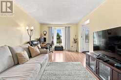 1 TANNER DRIVE | London Ontario | Slide Image Thirteen