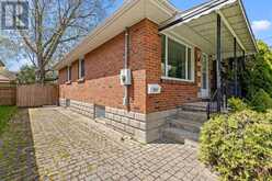 581 HALE STREET | London Ontario | Slide Image Three
