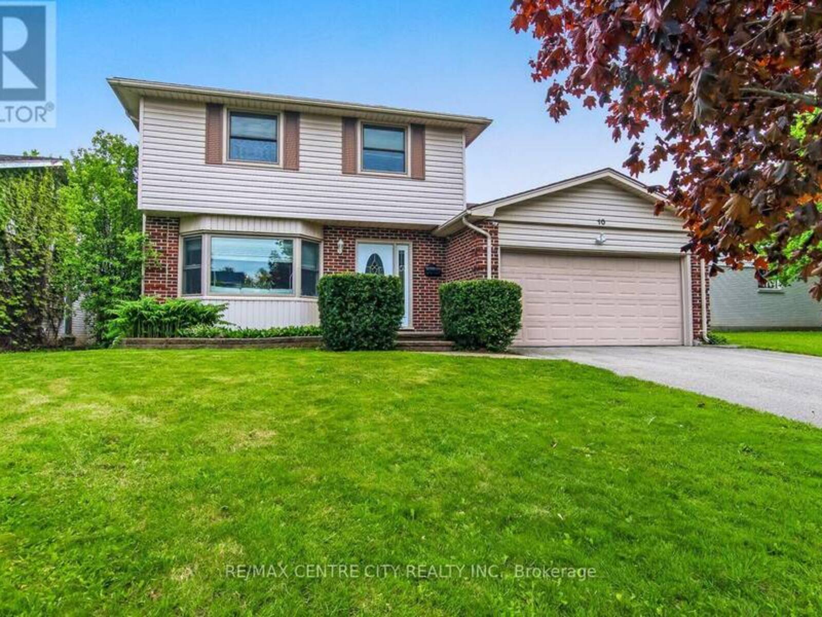 10 RUNNYMEDE CRESCENT, London, Ontario N6G 1Z8
