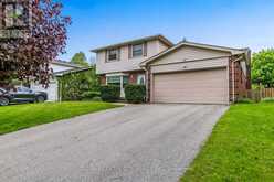 10 RUNNYMEDE CRESCENT | London Ontario | Slide Image Three