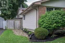 71 ARDSLEY ROAD | London Ontario | Slide Image Twelve