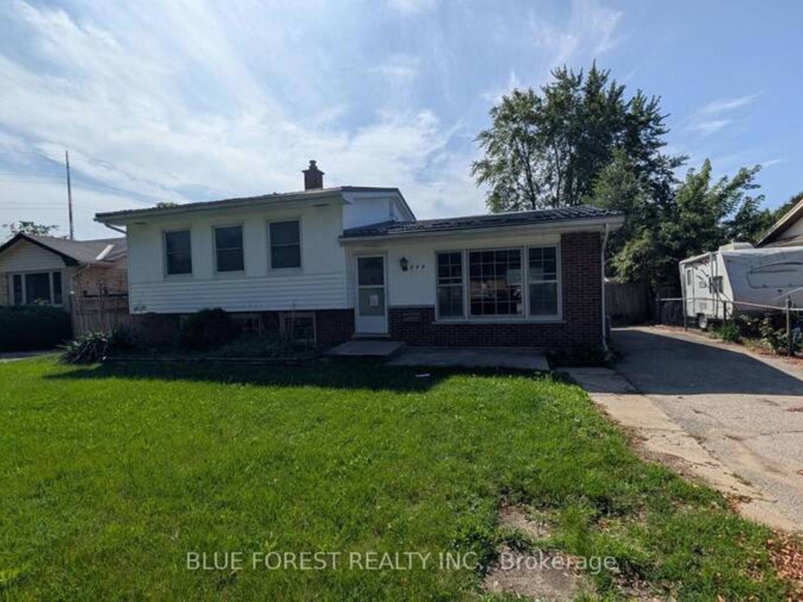 109 LANGTON ROAD, London, Ontario N5V 2L9