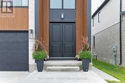 3931 BIG LEAF TRAIL | London Ontario | Slide Image Three