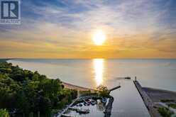 5 - 8 OAK STREET | Grand Bend Ontario | Slide Image Eight