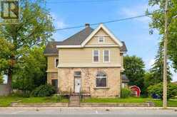 128 MAIN STREET | Lucan Biddulph Ontario | Slide Image Four