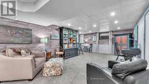 2400 RED THORNE AVENUE | London Ontario | Slide Image Thirty-one