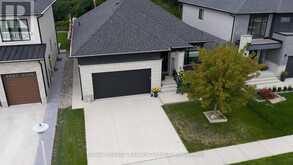 2400 RED THORNE AVENUE | London Ontario | Slide Image Three