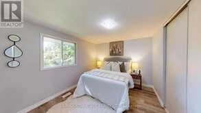 9 CAMELOT CRESCENT | London Ontario | Slide Image Nineteen