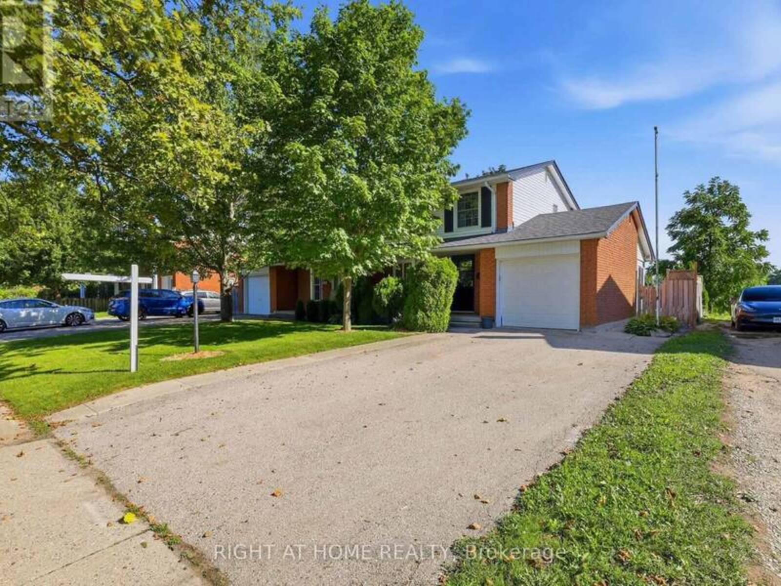 724 NOTRE DAME DRIVE, London, Ontario N6J 3B6