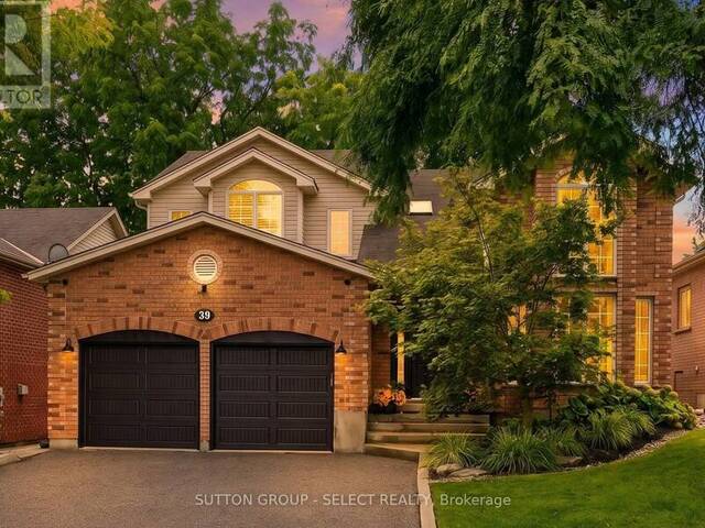 39 CAROLINIAN LANE Cambridge Ontario, N1S 5B5 - Property For Sale