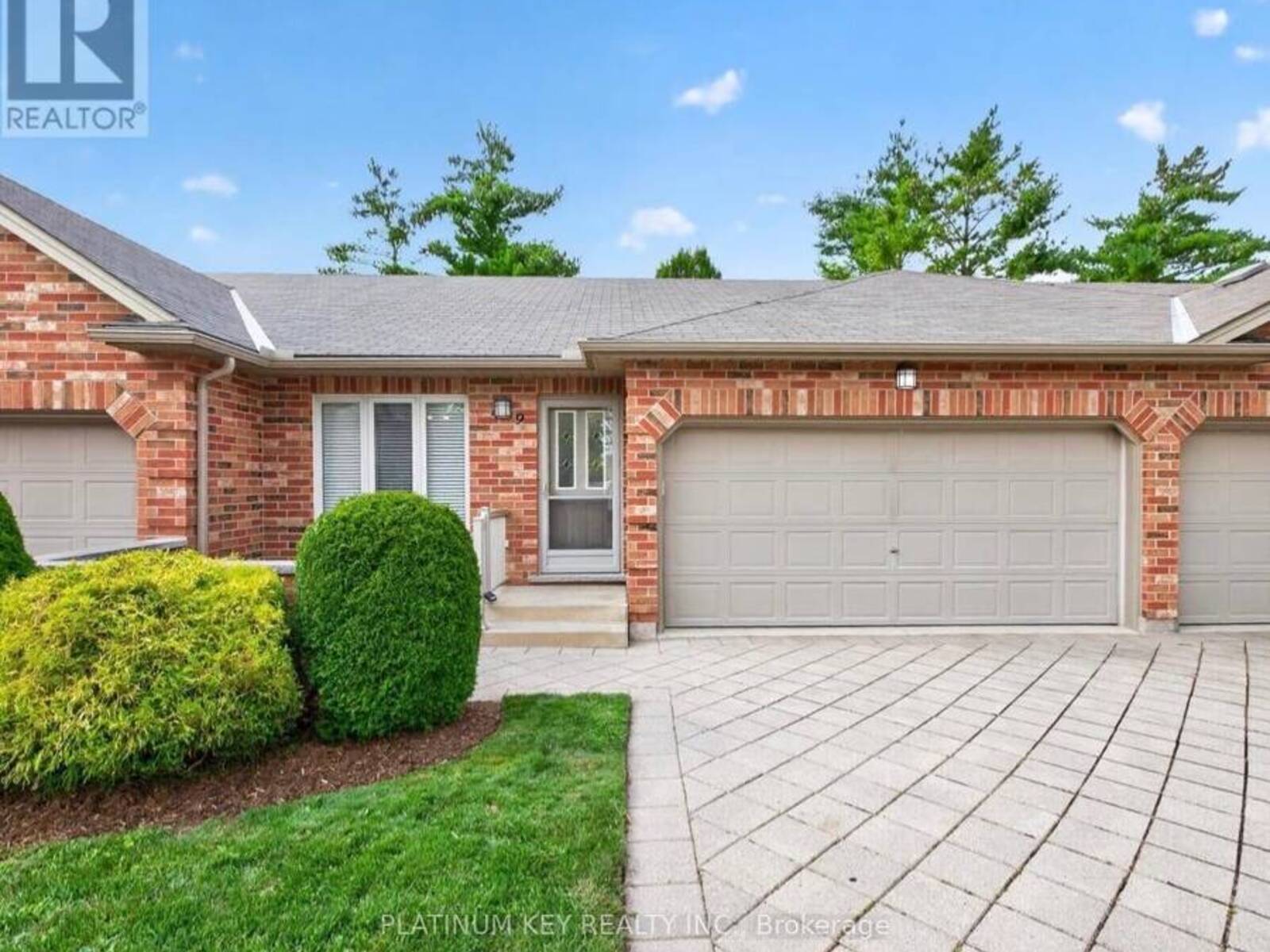 9 - 43 CAPULET WALK, London, Ontario N6H 5V4