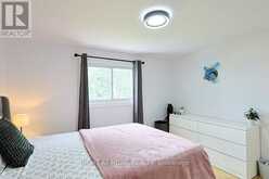 208 ADMIRAL DRIVE | London Ontario | Slide Image Twenty-one