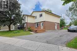 208 ADMIRAL DRIVE | London Ontario | Slide Image Thirty-three
