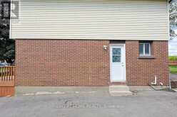 208 ADMIRAL DRIVE | London Ontario | Slide Image Three