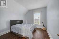 320 ASHLAND AVENUE | London Ontario | Slide Image Ten