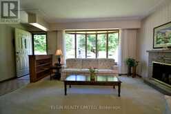 181 LOCUST STREET | St. Thomas Ontario | Slide Image Eight