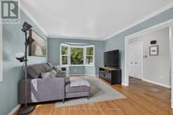 34 COMOX COURT | London Ontario | Slide Image Eight