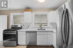 1811 WHITEHALL DRIVE | London Ontario | Slide Image Eleven