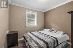 1811 WHITEHALL DRIVE | London Ontario | Slide Image Seventeen