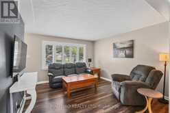 1811 WHITEHALL DRIVE | London Ontario | Slide Image Six
