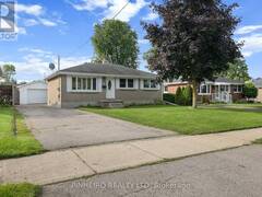 1811 WHITEHALL DRIVE London Ontario, N5W 1Z2