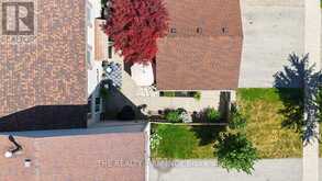905 DALHOUSIE DRIVE | London Ontario | Slide Image Four
