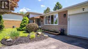 7 STIRLING CRESCENT | St. Thomas Ontario | Slide Image Three