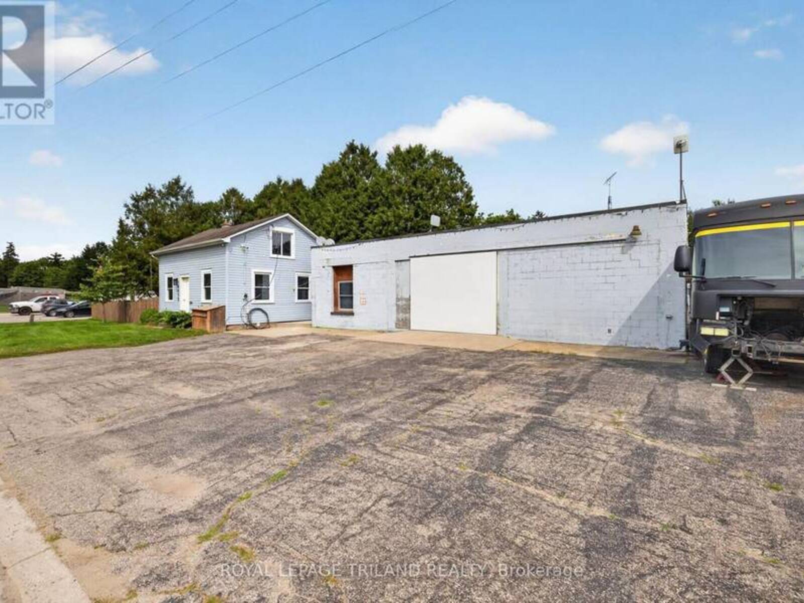 6422 BRADISH ROAD, London, Ontario N6N 1N6