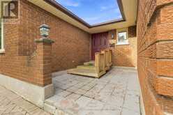 102 ANSONDALE ROAD | London Ontario | Slide Image Thirty-one