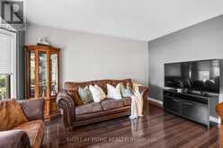 14 DUNCAN CRESCENT | London Ontario | Slide Image Twelve