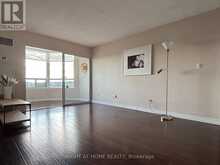 808 - 135 HILLCREST AVENUE S | Mississauga Ontario | Slide Image Five