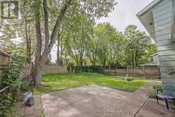 31 YEW TREE GARDENS | London Ontario | Slide Image Thirty