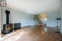 31 YEW TREE GARDENS | London Ontario | Slide Image Nine
