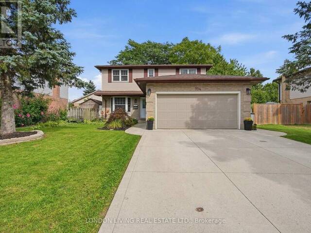 704 HOMEVIEW ROAD London Ontario, N6C 5N2 - 4 Bedrooms Home For Sale