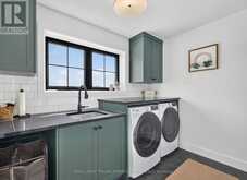 95 ALLISTER DRIVE | Komoka Ontario | Slide Image Thirty-three