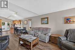 59 QUEENSWAY DRIVE | Strathroy-Caradoc Ontario | Slide Image Ten