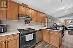 59 QUEENSWAY DRIVE | Strathroy-Caradoc Ontario | Slide Image Sixteen