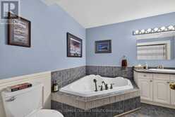 59 QUEENSWAY DRIVE | Strathroy-Caradoc Ontario | Slide Image Thirty