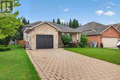 59 QUEENSWAY DRIVE | Strathroy-Caradoc Ontario | Slide Image Three