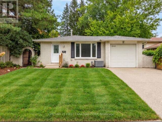 1642 ALDERSBROOK ROAD London Ontario, N6G 2Z5 - 5 Bedrooms Home For Sale