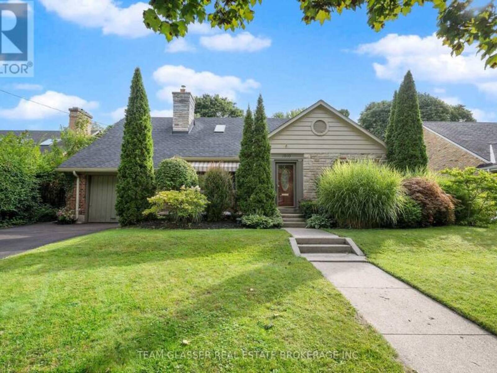 1010 HARRISON AVENUE, London, Ontario N5Y 2V2