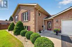 13 ST LADISLAUS STREET | Courtland Ontario | Slide Image Four