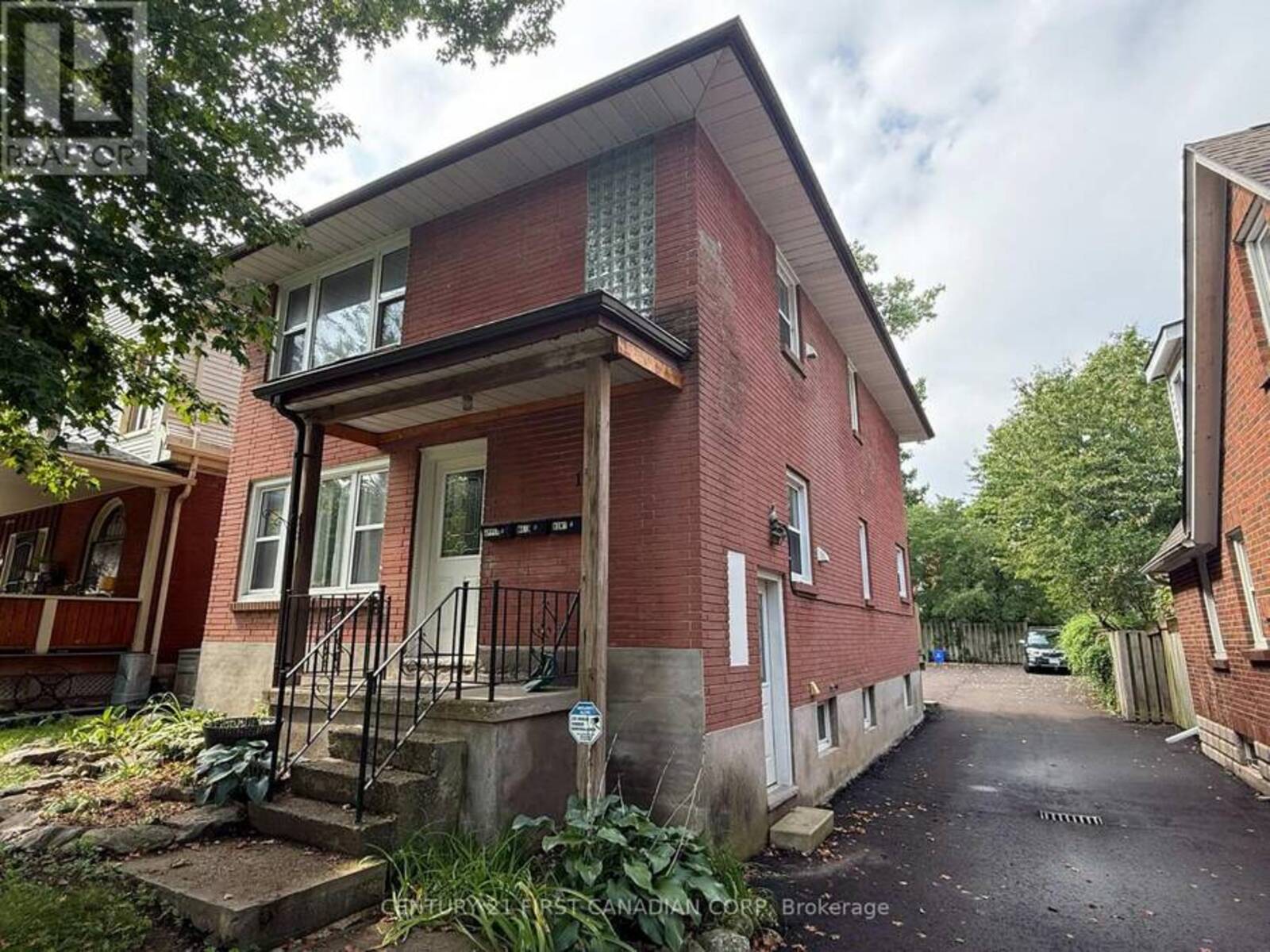 17 CARFRAE CRESCENT, London, Ontario N6C 4A8